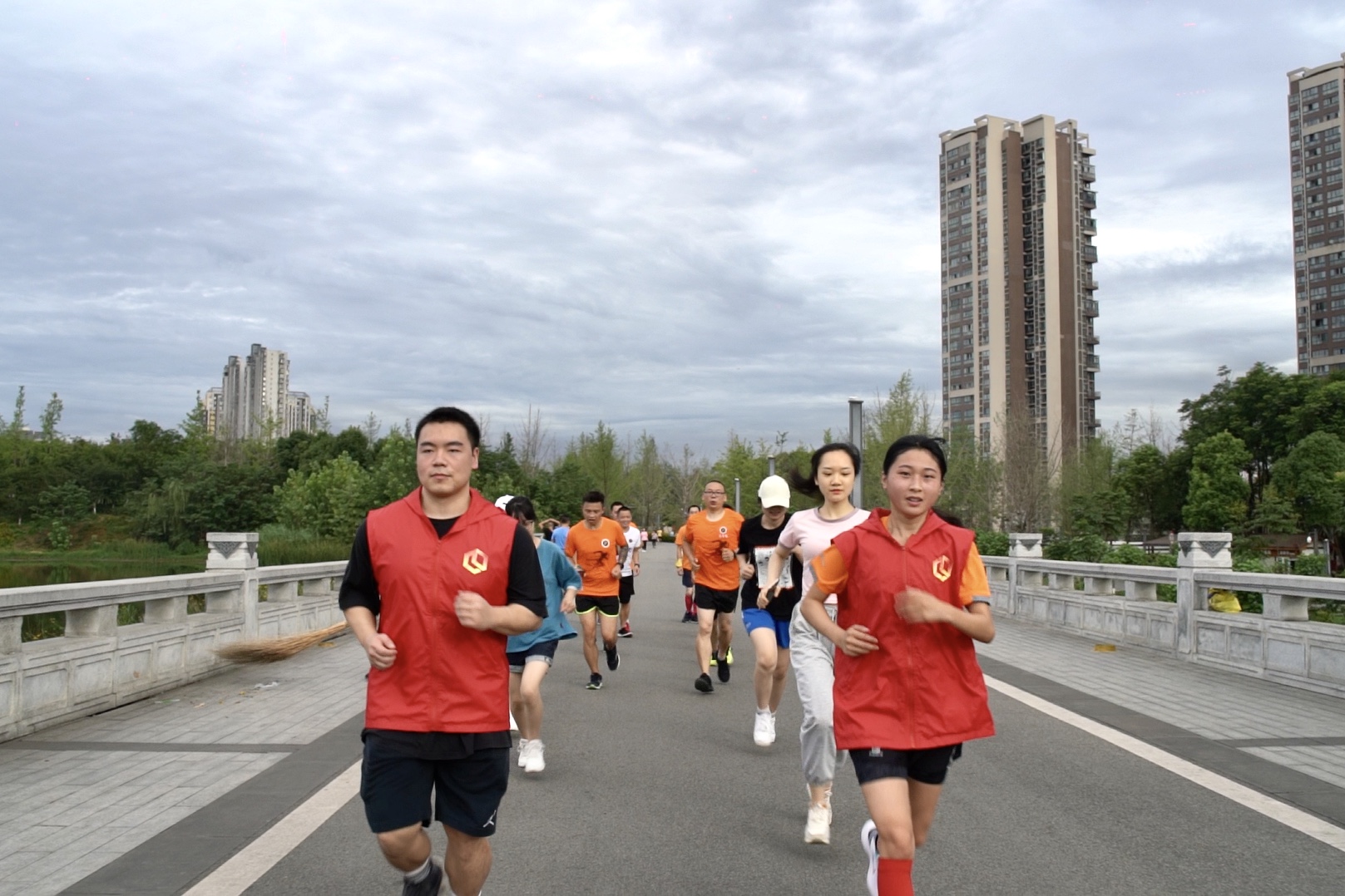 成都大运会中国体育代表团成立：411名运动员参赛，34人参加过奥运会_长春_大学生_游泳